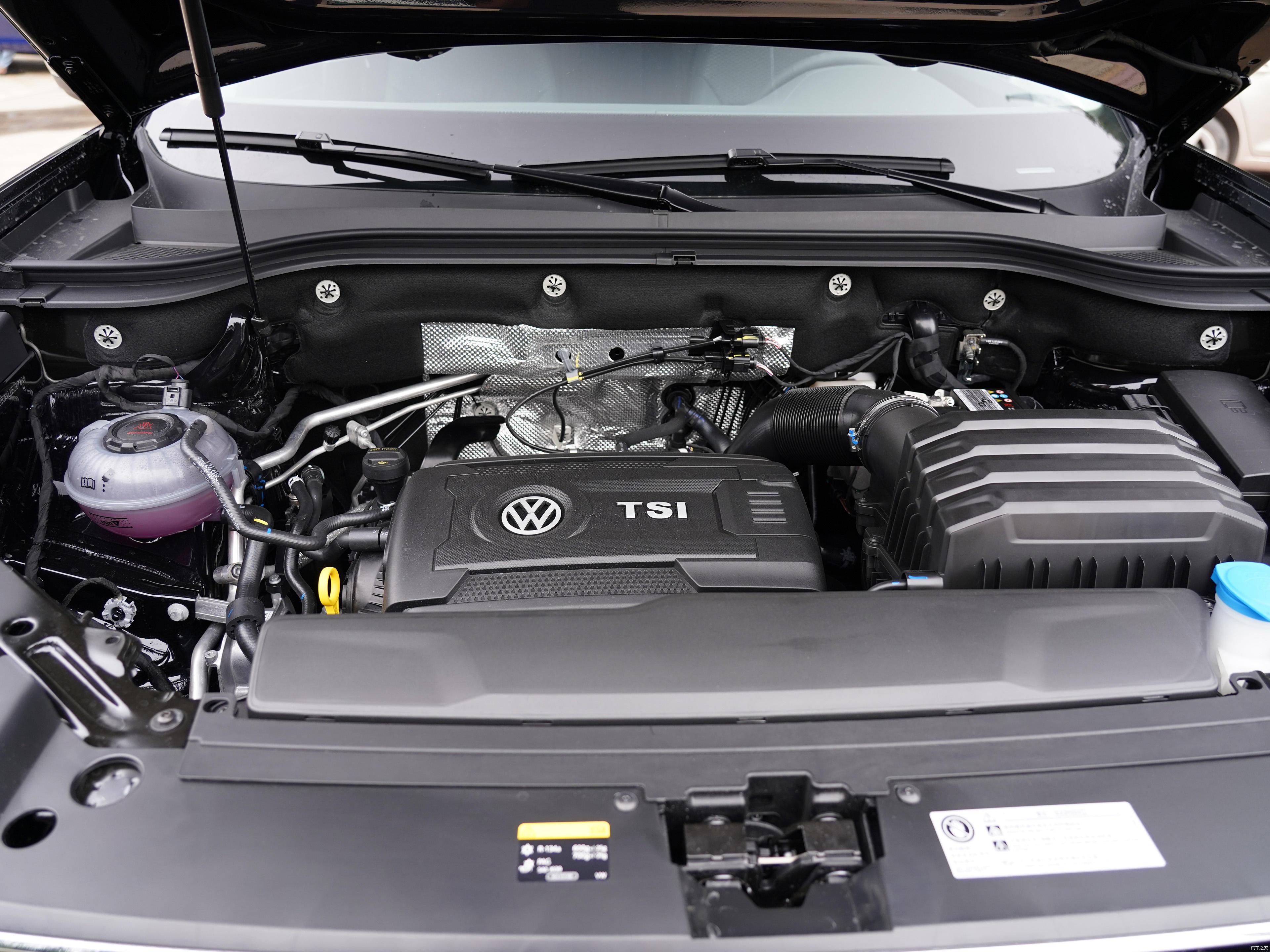 途昂的动力方面,搭载2.0t涡轮增压4缸发动机和2.