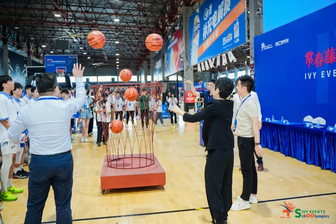 华南赛区篮球揭幕战圆满落幕十万观众共襄盛举