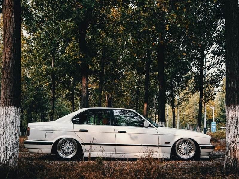 23年车龄43万公里这台宝马e345系如今值得我们吹捧吗