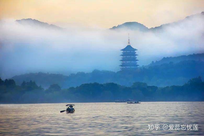 水光潋滟晴方好,山色空蒙雨亦奇——67宋·苏轼《饮湖上初晴后雨》