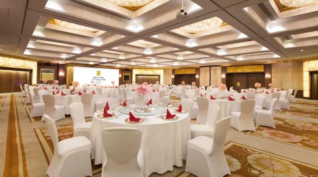 上海新锦江大酒店2024年夜饭火热预订中菜单足够扎台型团圆饭吃遍山珍
