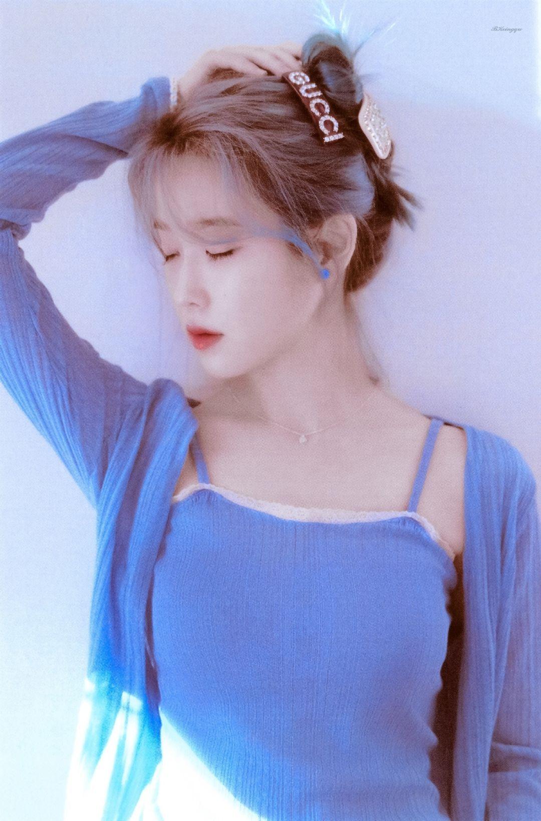 有没有iu丸子头吊带的照片