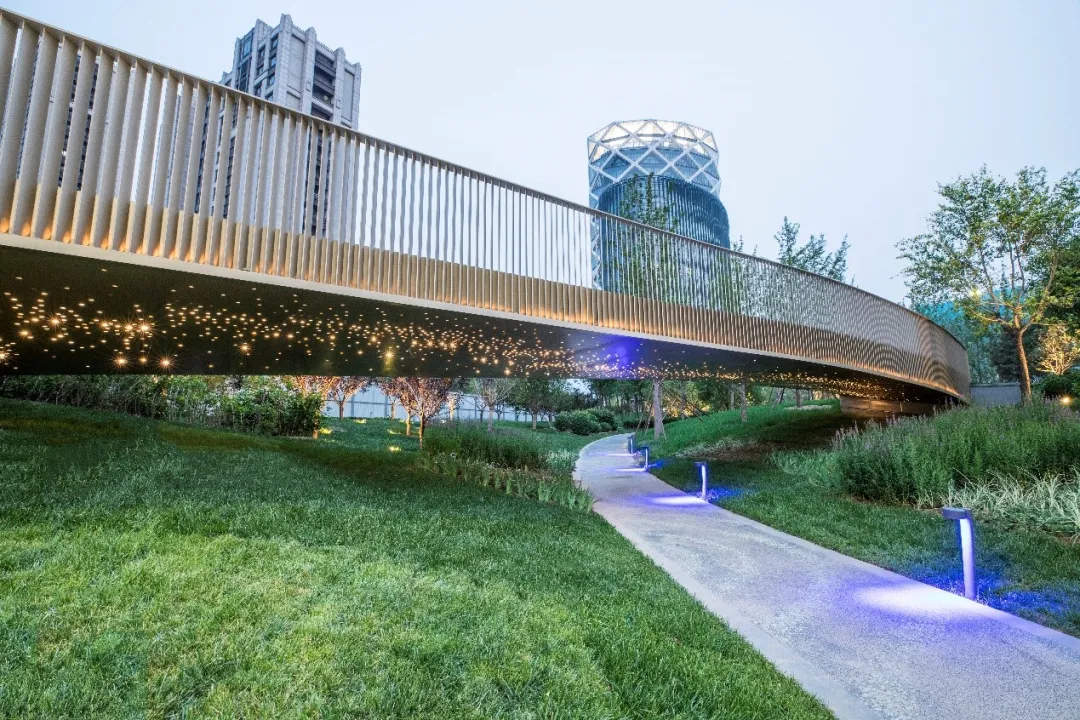 打卡网红景点应有尽有这个周末就去公园赴一场春天的约会吧