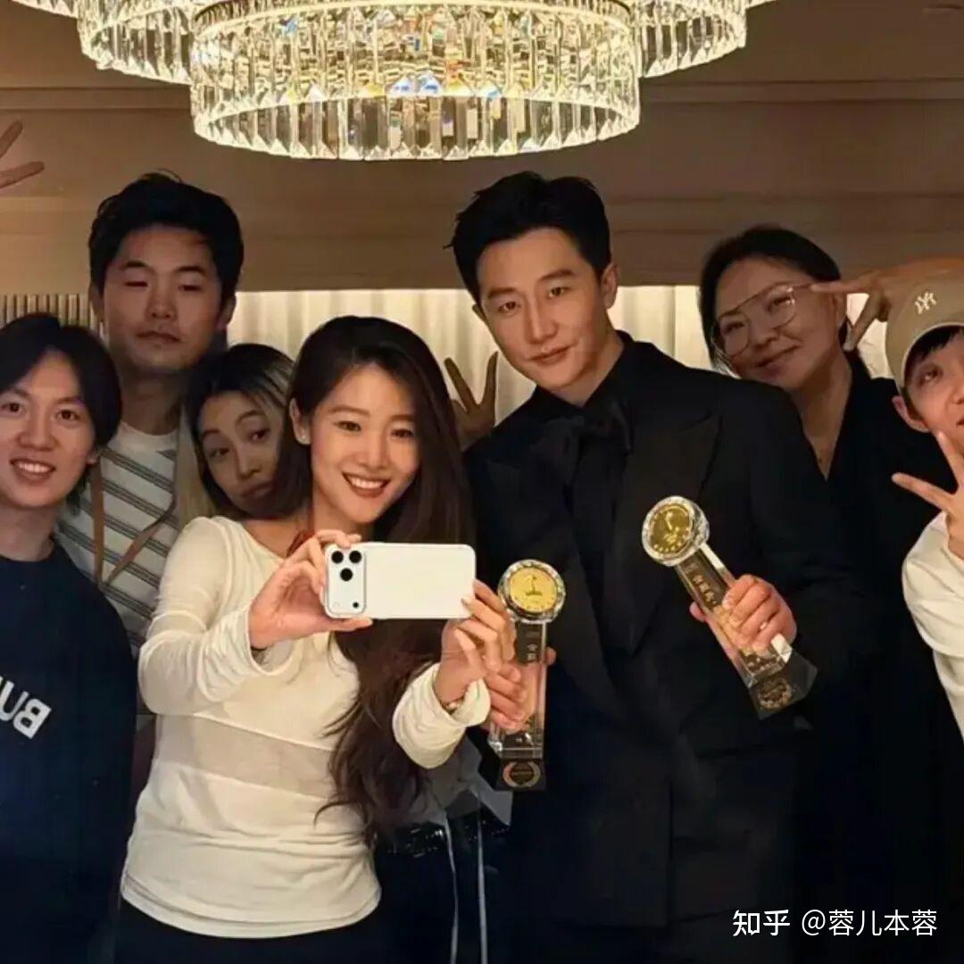 阿信朱孝天，黄渤，沈腾范丞丞，张子枫，黄轩，马伊琍，舔脚趾男星| 最新八卦汇总 - 知乎