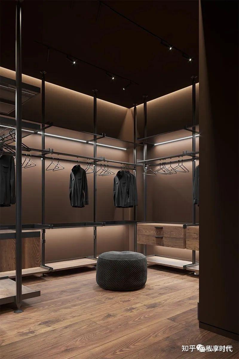 听说别墅豪宅里都有一个这样奢华的衣帽间