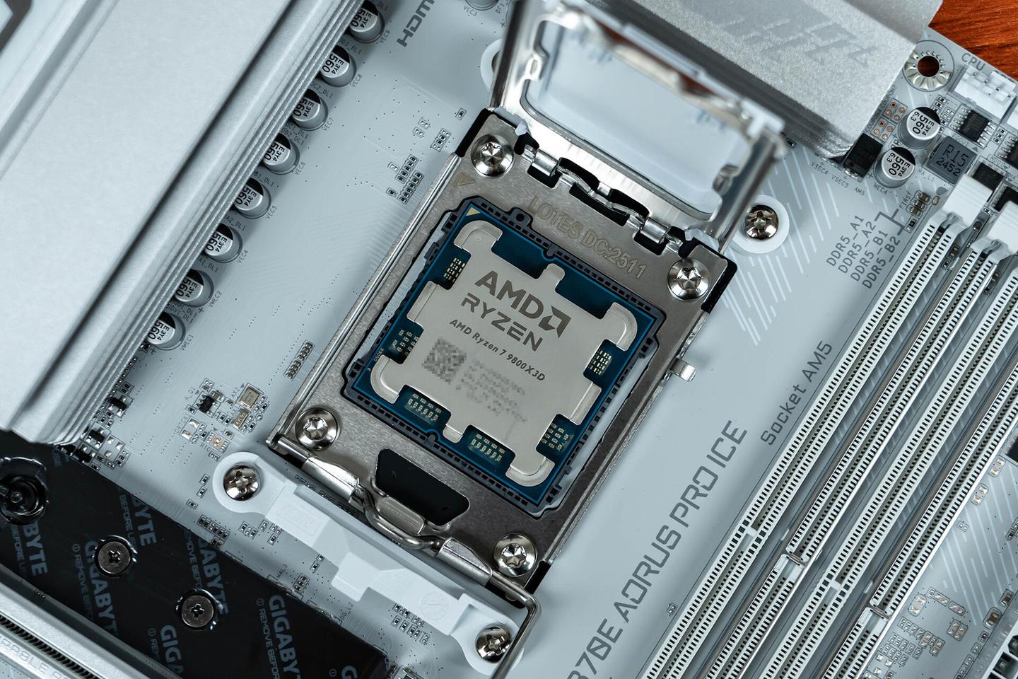 C3000k R6 6000 C26超低时序,甜品级内存就是这么香!金百达星刃RGB内存体验 - 知乎