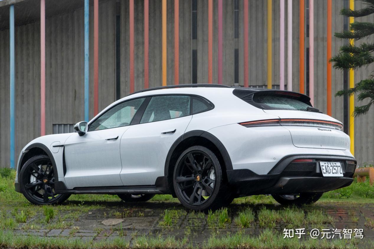 最美猎装跑车腾势Z9 将于北京车展颁布 GT正式定名 (最美猎装跑车图片)