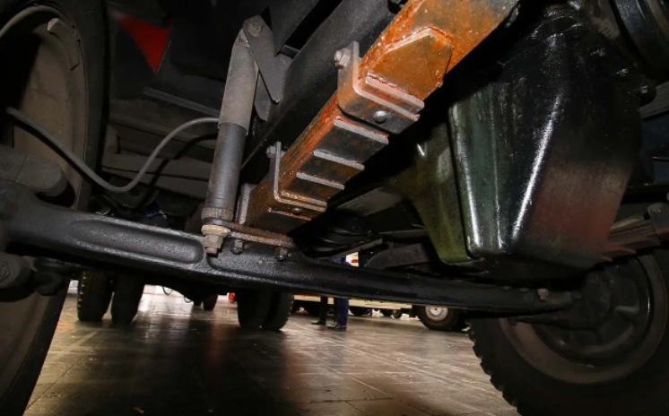 挂车气囊桥好还是钢板桥好?别再盲目从众了