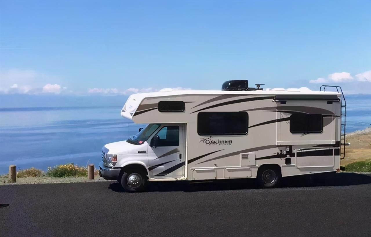 房车既能当房又能当车用途多样为什么在国内几乎无人问津