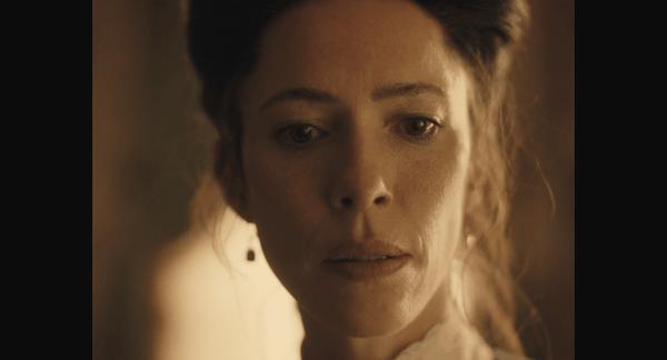 《怪物:丽兹·波顿的故事》尺度拉满!Netflix“怪物”系列新作