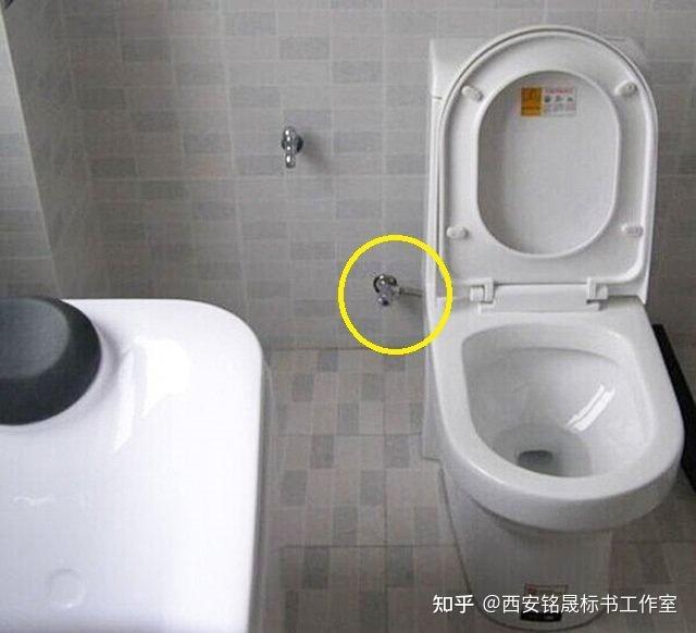 马桶安装对准下水口安装技巧