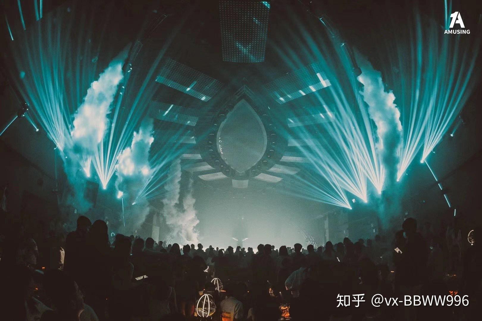 amusing成都aclub酒吧卡座消费攻略