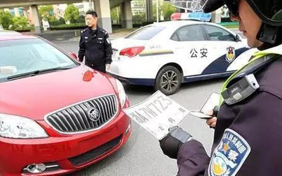 2024上海对外地车限行规定「虹梅南路隧道外地牌照小车限行吗」