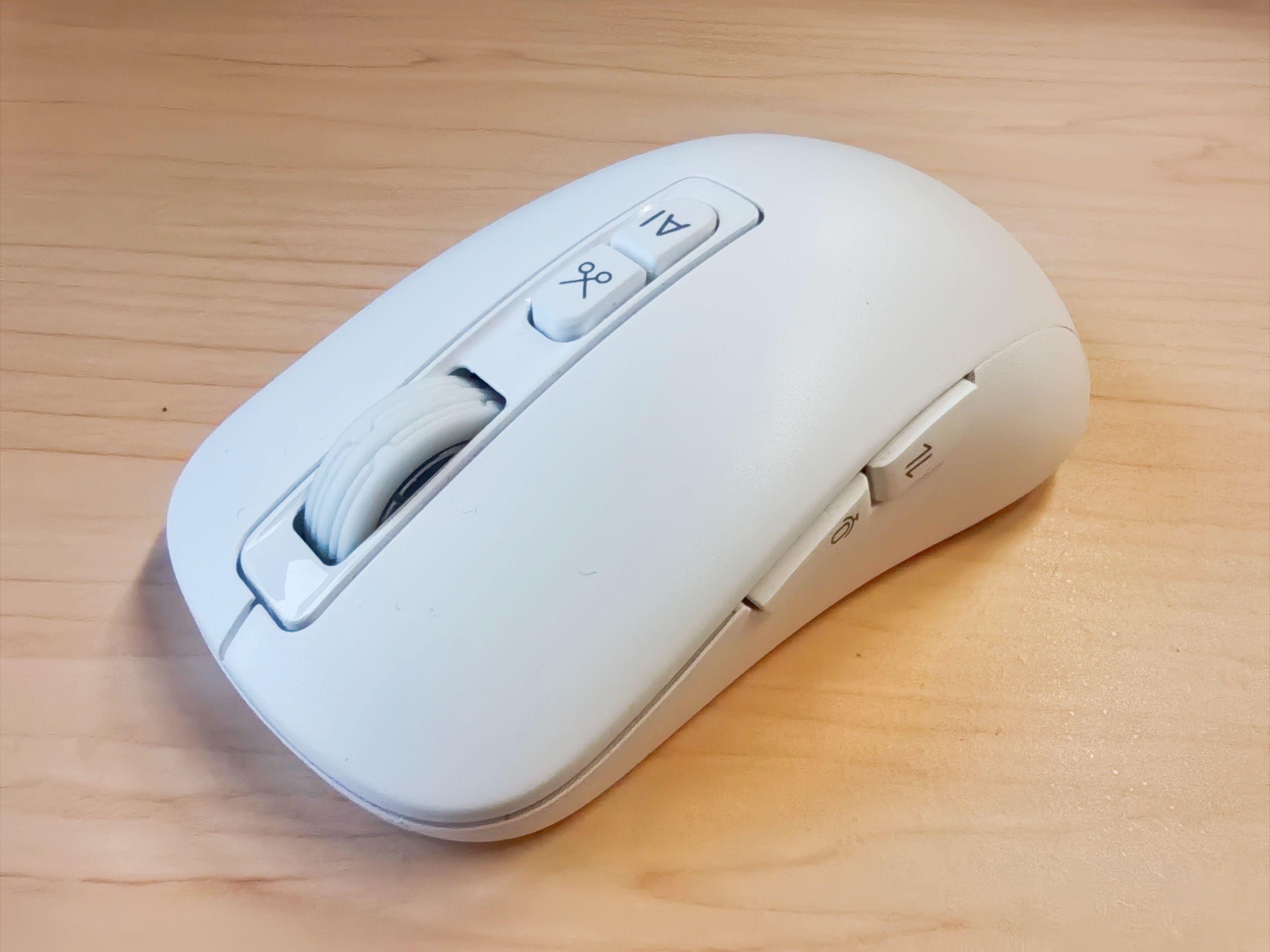 咪鼠m4 ai鼠标测评:职场打工人必备的ai神器,效率提升的秘密武器!