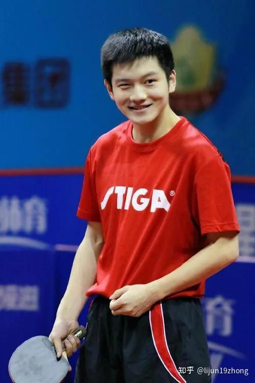 17岁时的樊振东:国际乒联巡回赛历史上最年轻男单冠军得主