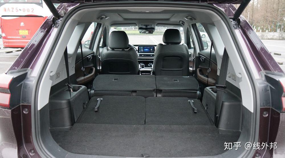 七座版瑞虎8长测47米车身做出三排座位坐着能舒服吗