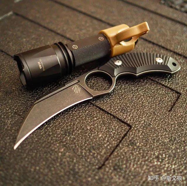 爪子是野生动物最原始,也是最有效的进攻型武器,人类当然明白这一点