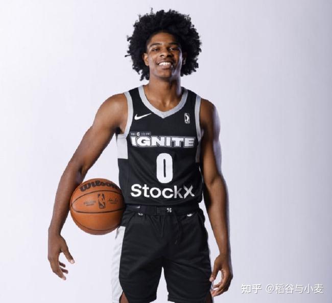 越战越勇17岁小将发展联盟砍下准三双