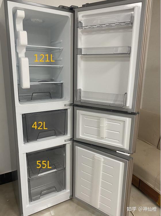 华凌冰箱怎么样华凌bcd218t冰箱实物开箱测评千元不到入手的三开门218