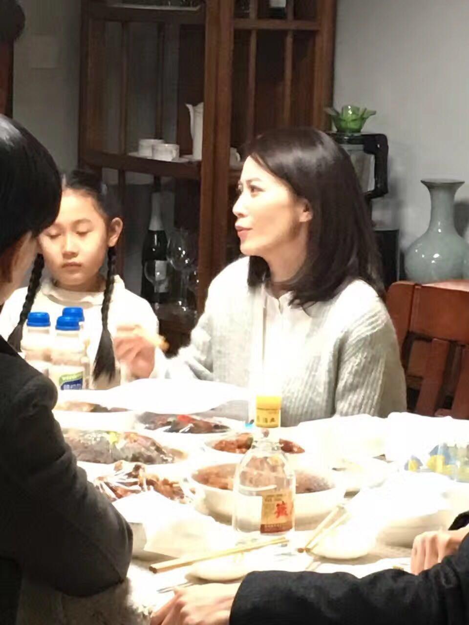 杨幂的面相是否真随着其心性改变而变了? - 啦