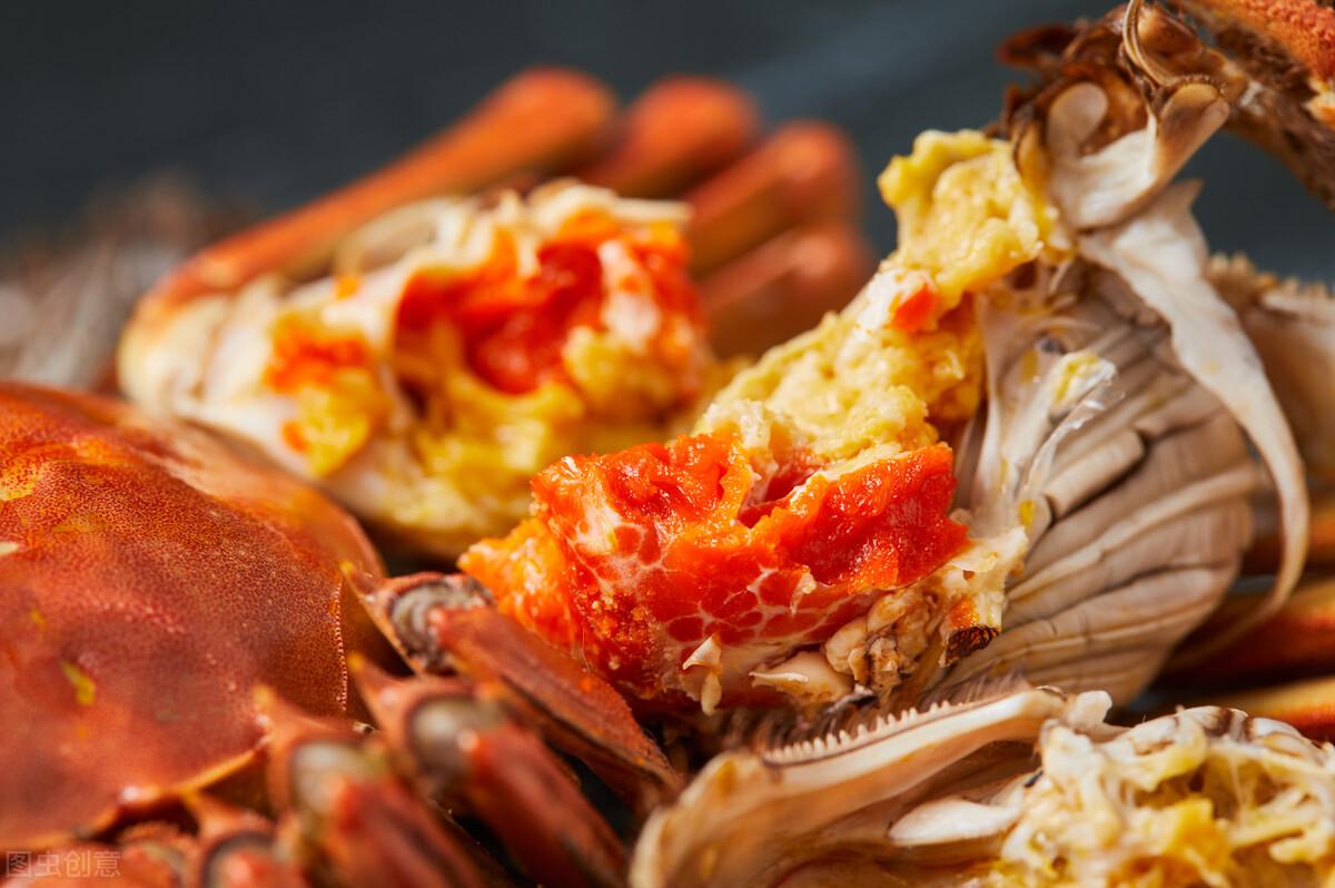 上海国庆大闸蟹是假的10只大蟹5只空壳几百块钱吃了个寂寞