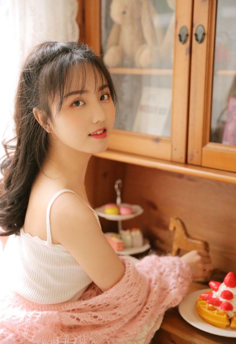 又纯又欲美女写真&壁纸:三军罢战及春耕,更闻击鼓歌鱼梦