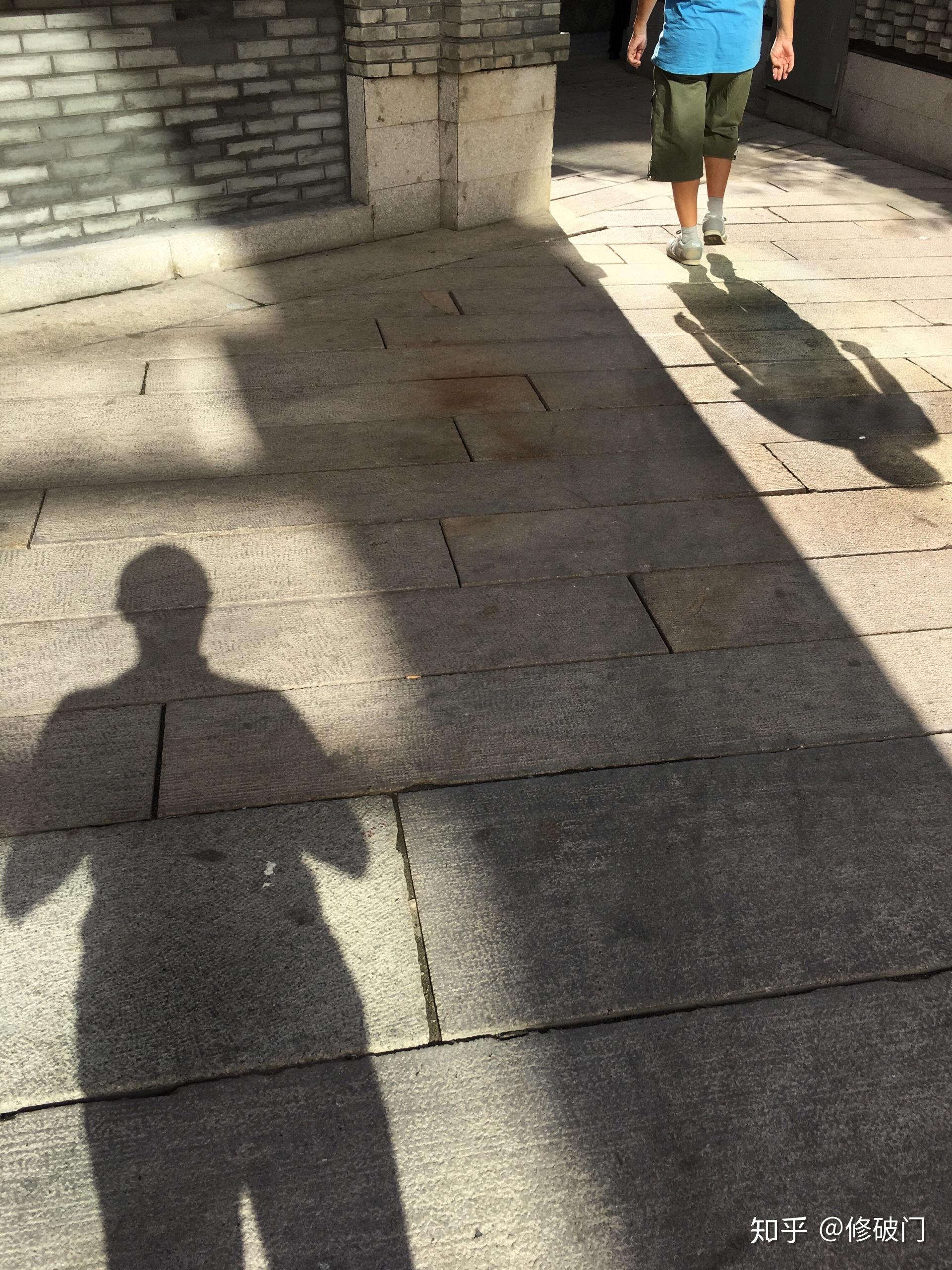 你有拍过美美的或者有意思的影子照吗