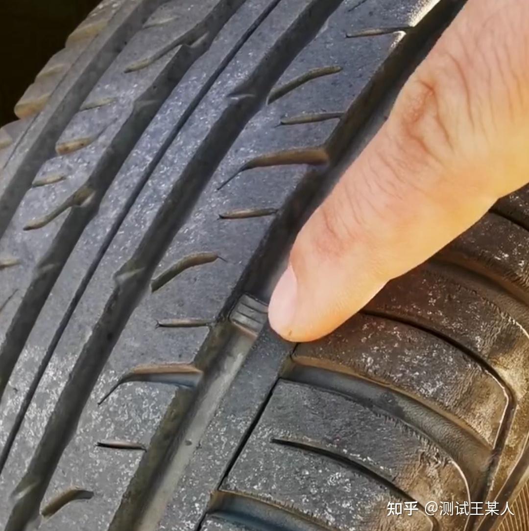 1.汽车轮胎更换标准