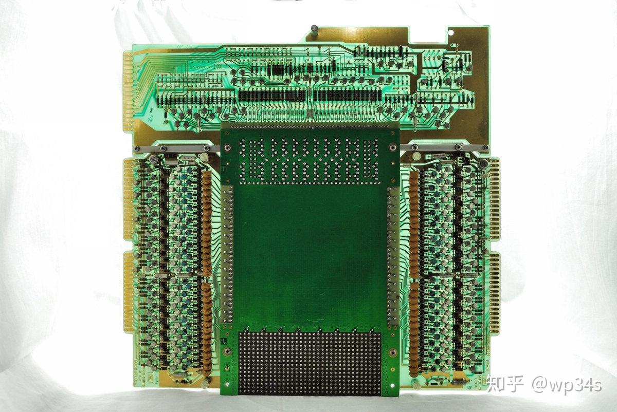 电与磁的极致艺术~1968年的HP9100A晶体管计算器(机)-2