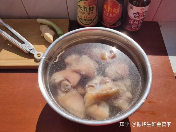 猪脚怎么煮 v2-f2886366e1d79bb5194696a161cdc73a_r.jpg