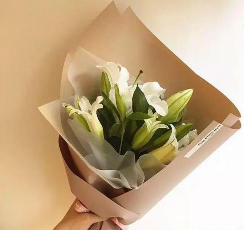 必看百合篇 让那些老掉牙的包装手法滚蛋吧 知乎