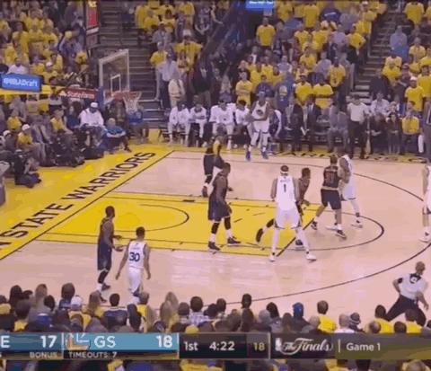 若杜兰特披上雄鹿战袍 东部冠军争夺战将迎来终极变数