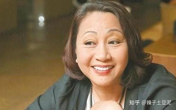 周星驰多次相邀洪金宝成龙惹不起包租婆元秋究竟是什么背景
