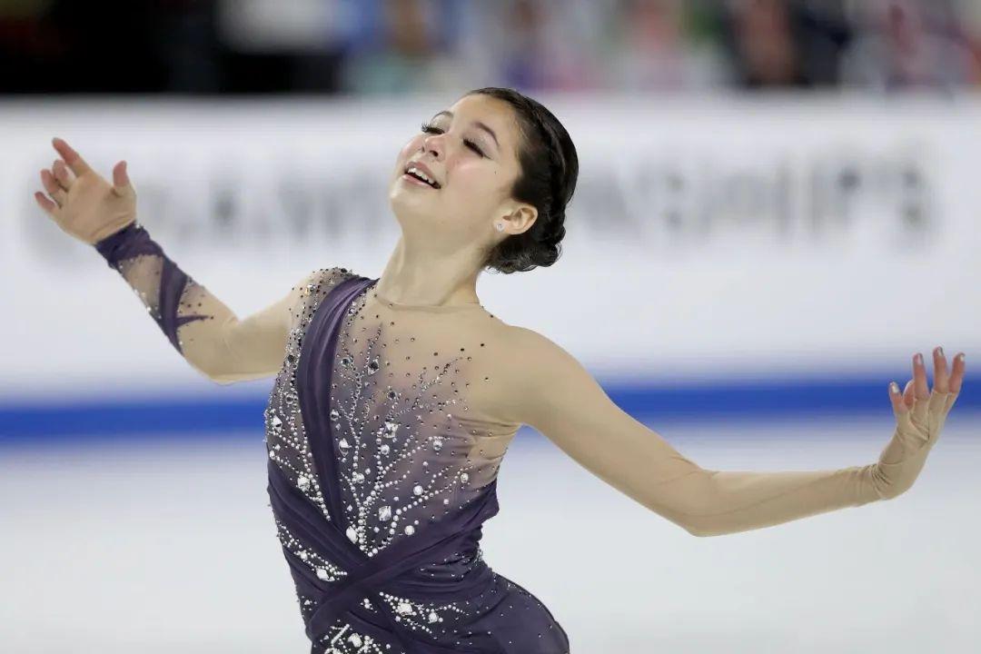 刘美贤(alysa liu)是一位出生于加州克洛维斯(clovis)的华裔,现居住