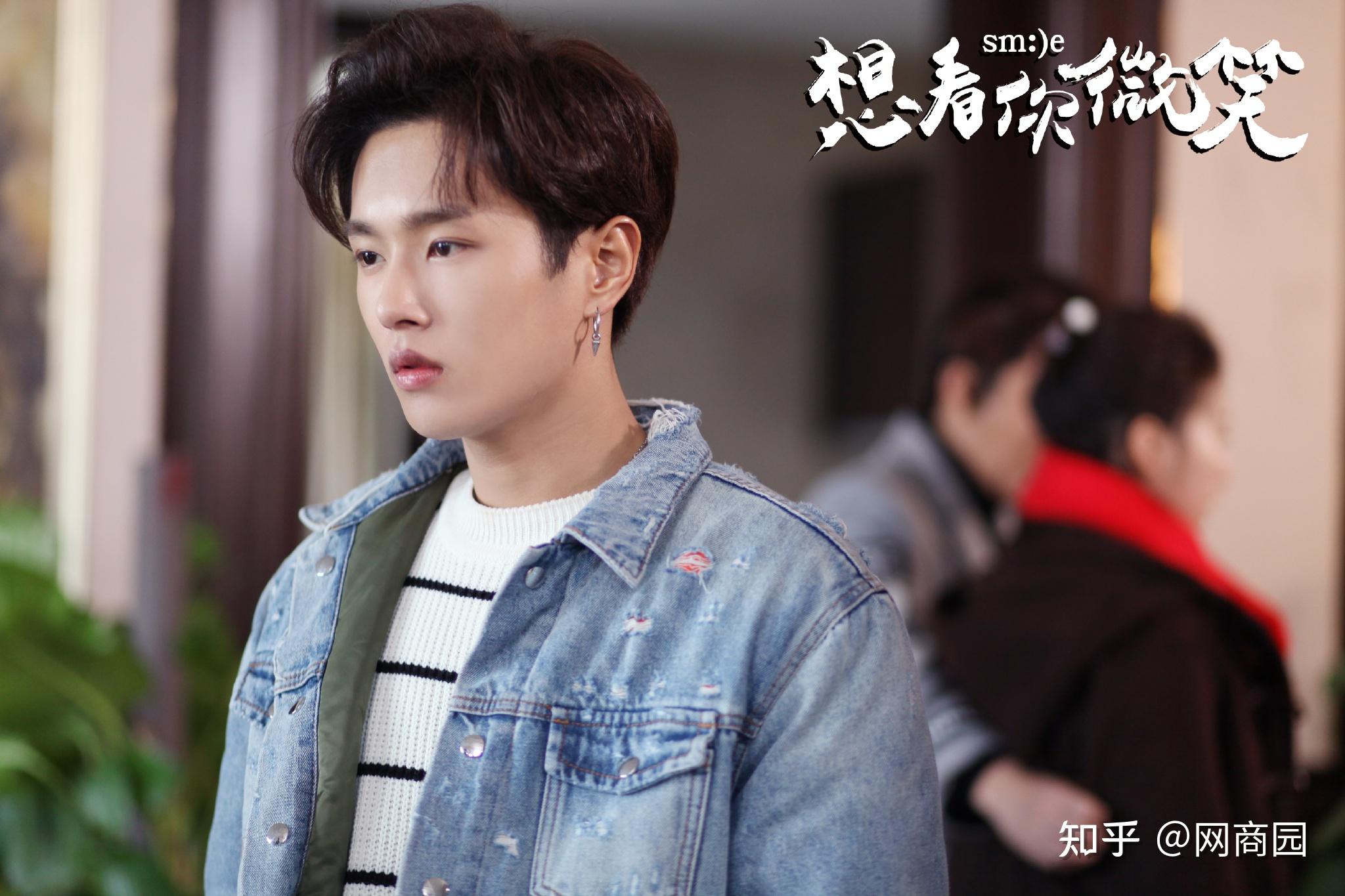 李汶翰现处于一个尴尬的位置新歌来袭送你一个清澈少年