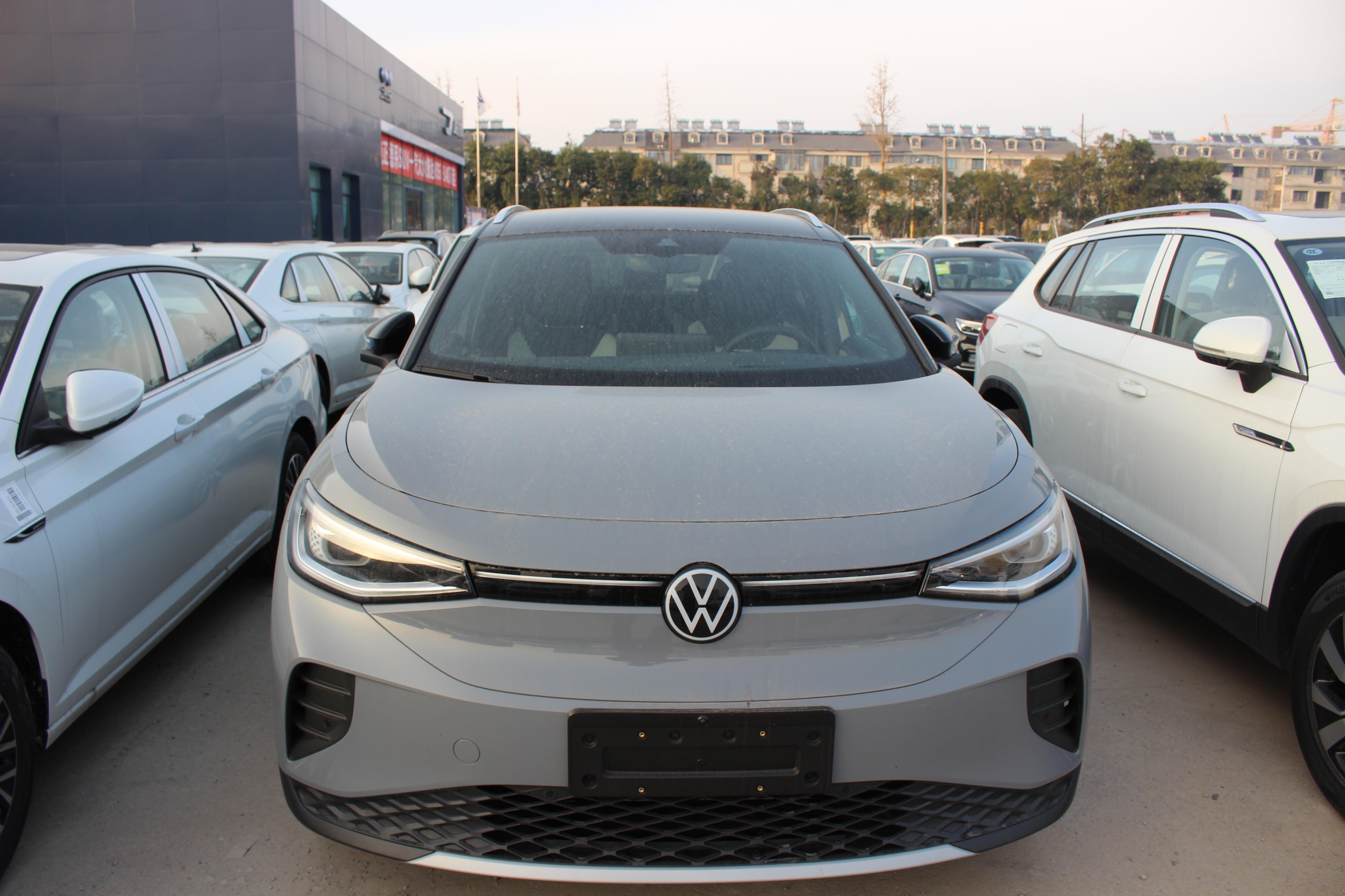 实拍2021款大众光荷4x灰色车身很耐看纯电续航里程为472km