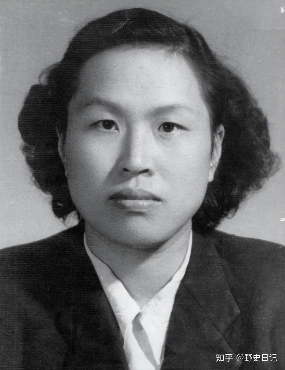 开国上将苏振华病逝后，小24岁的妻子提出唯一请求，中央：同意 - 知乎
