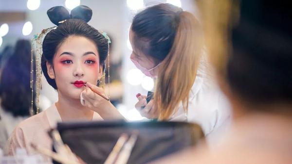 抖音美好奇妙夜直播回放在哪看_抖音美好奇妙夜重播_抖音美好奇妙之夜重播