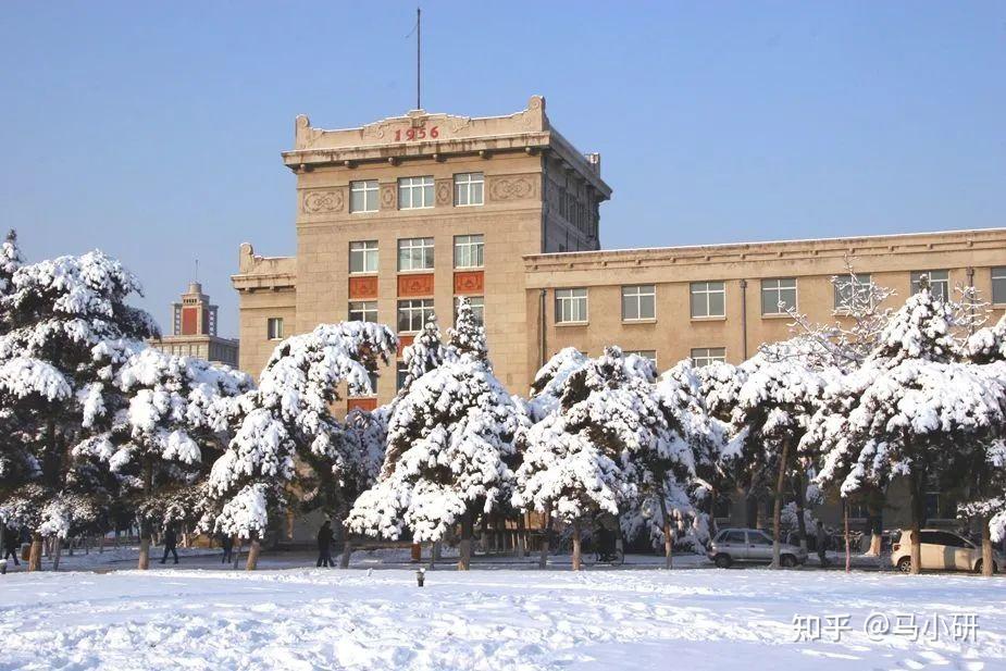 东北大学资土学院图片