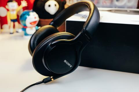 怎样评价索尼新款耳机mdr-1am2?