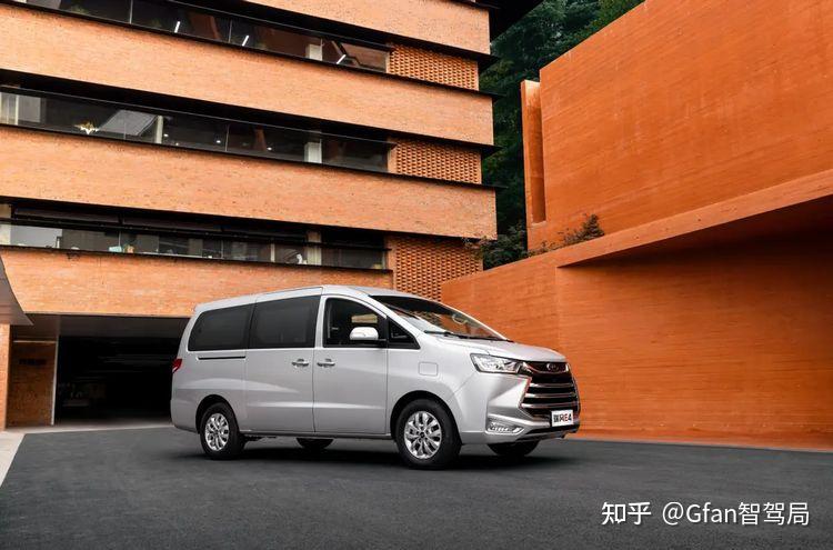 定位20万级mpv!2024款改款江淮瑞风e4上市