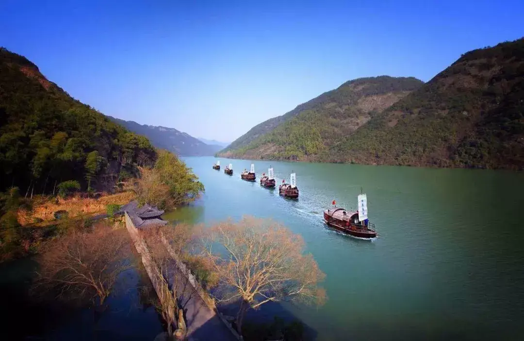 17度避暑天堂建德距离杭州高铁仅需40分钟的宝藏小城