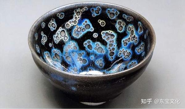 曜变天目盏被誉为天目茶碗巅峰之作,全世界仅存四件,全部在日本 - 知乎