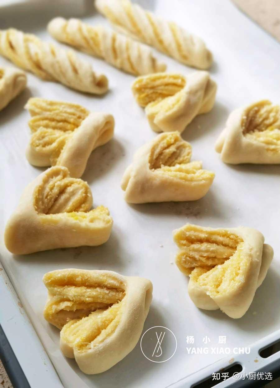 美食小美tm6菜谱椰蓉蝴蝶面包让我们在椰蓉的香味里沉醉一会吧