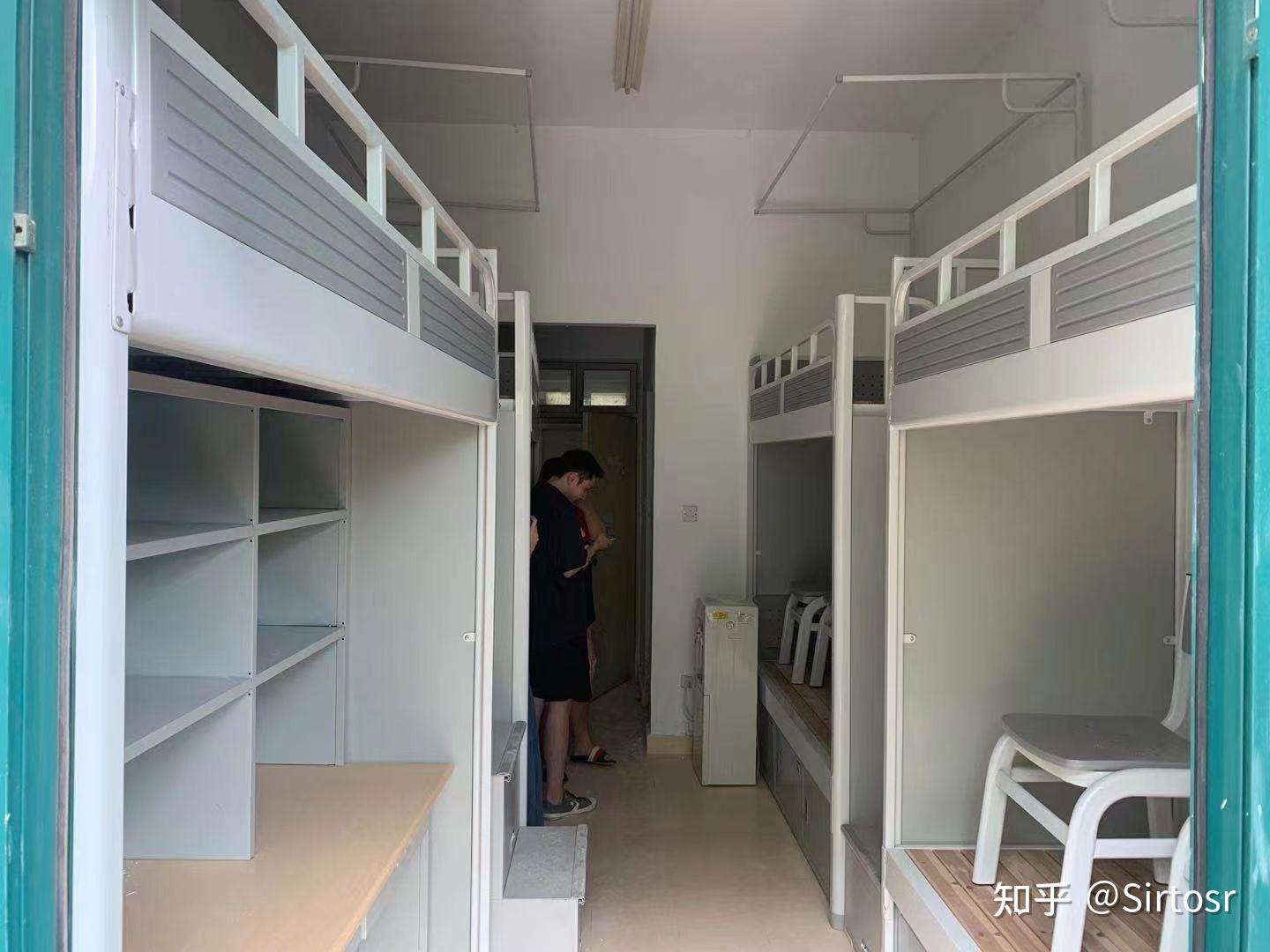 浙江财经大学东方学院附2021届大一新生入学必备物品清单