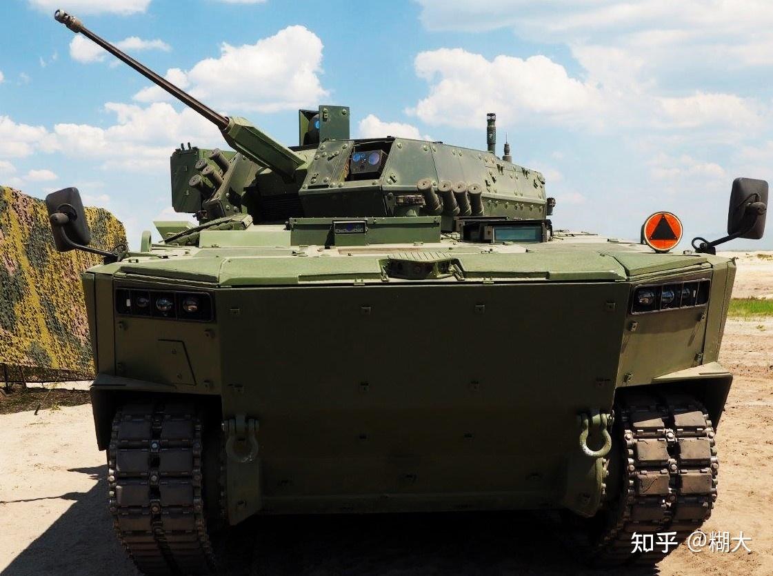 来自波兰的新型步兵战车(BMP)“獾”(BARSUK)装甲车 - 知乎