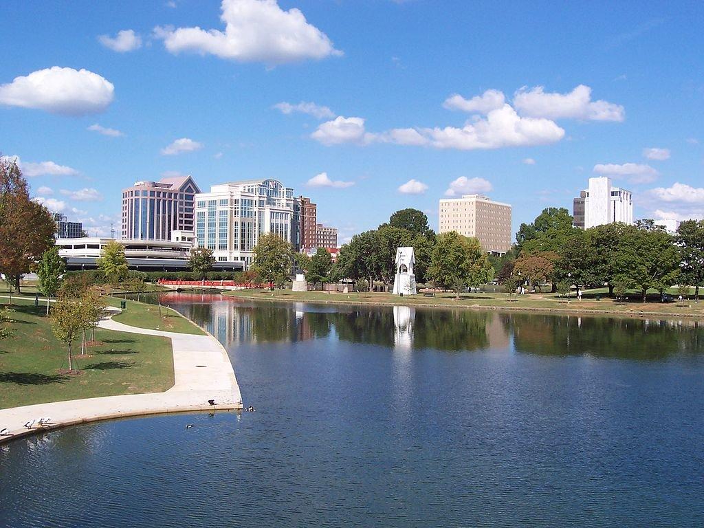 第25名,亨茨维尔,亚拉巴马州,美国:$83,242下面让我们来看看上榜的