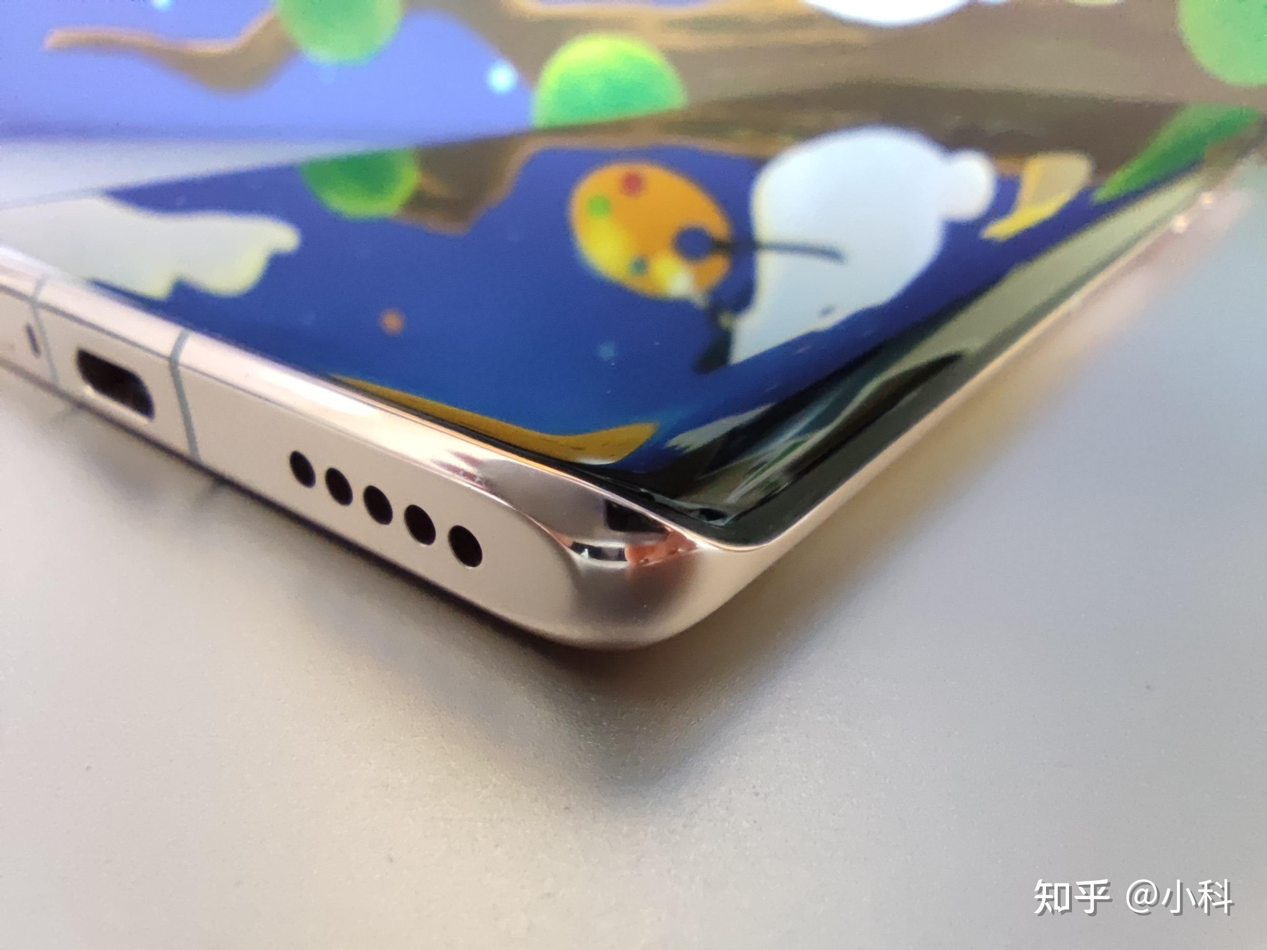 屏幕是此次荣耀v40升级的最大亮点.