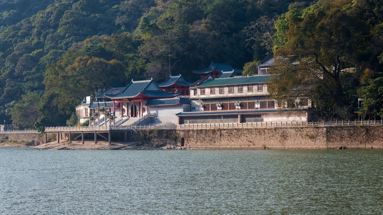 飞来寺