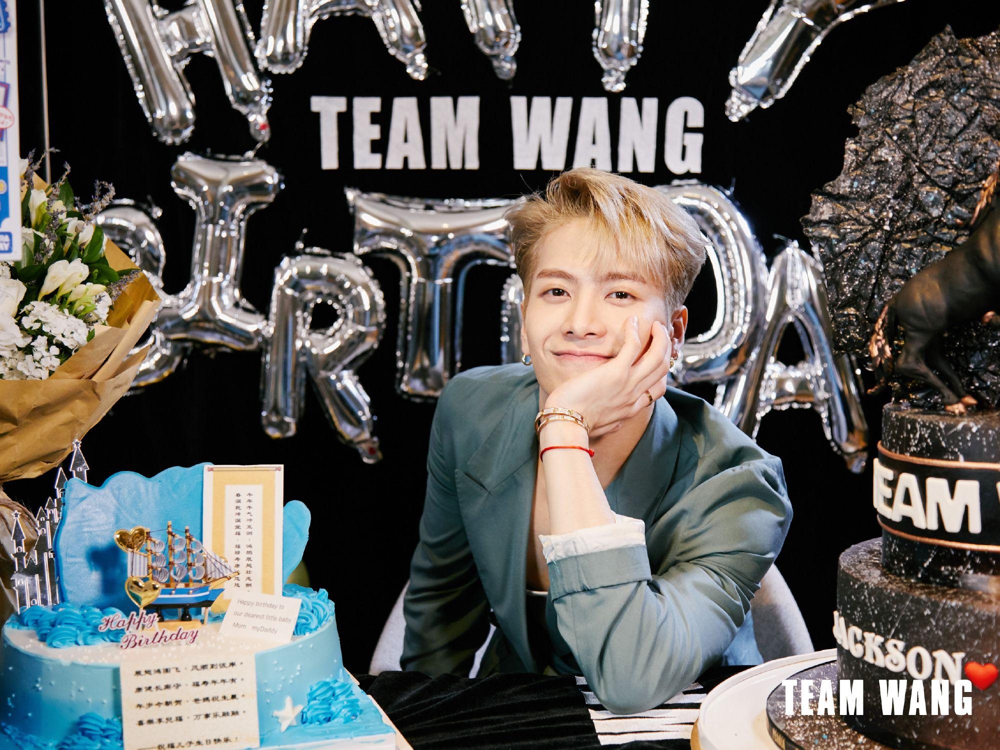 王嘉尔横屏电脑桌面壁纸